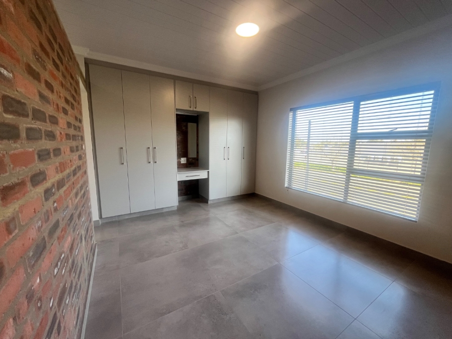 To Let 2 Bedroom Property for Rent in Dormehls Drift Western Cape